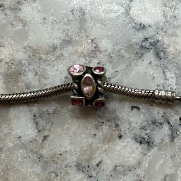 Pink rhinestone Chamilia bead - Picture 2 of 3
